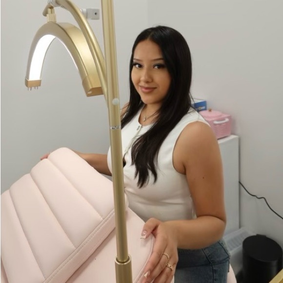 isabelasaguilan